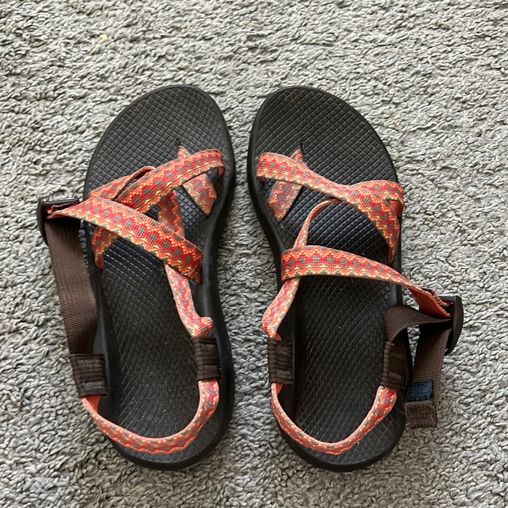 Womens chacos.